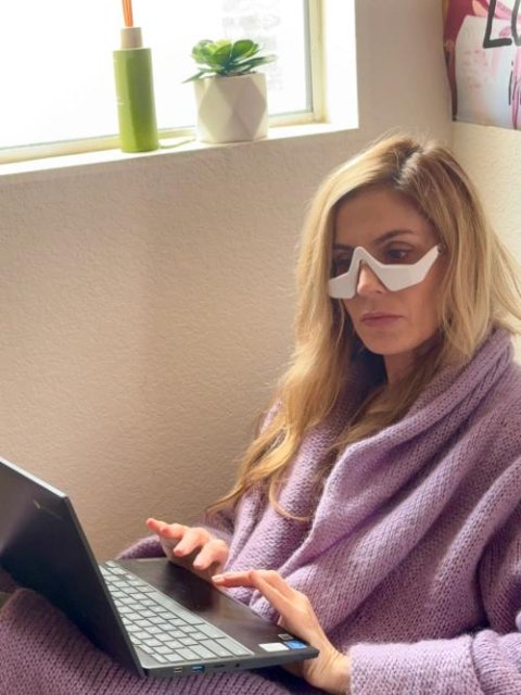 Almanzashop Eye Massager